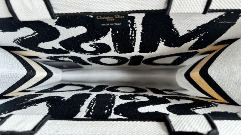 chr1st1an D10r shopping bags